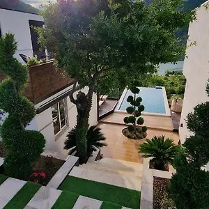 Holiday home Koman Paradise By Romina, Shkoder